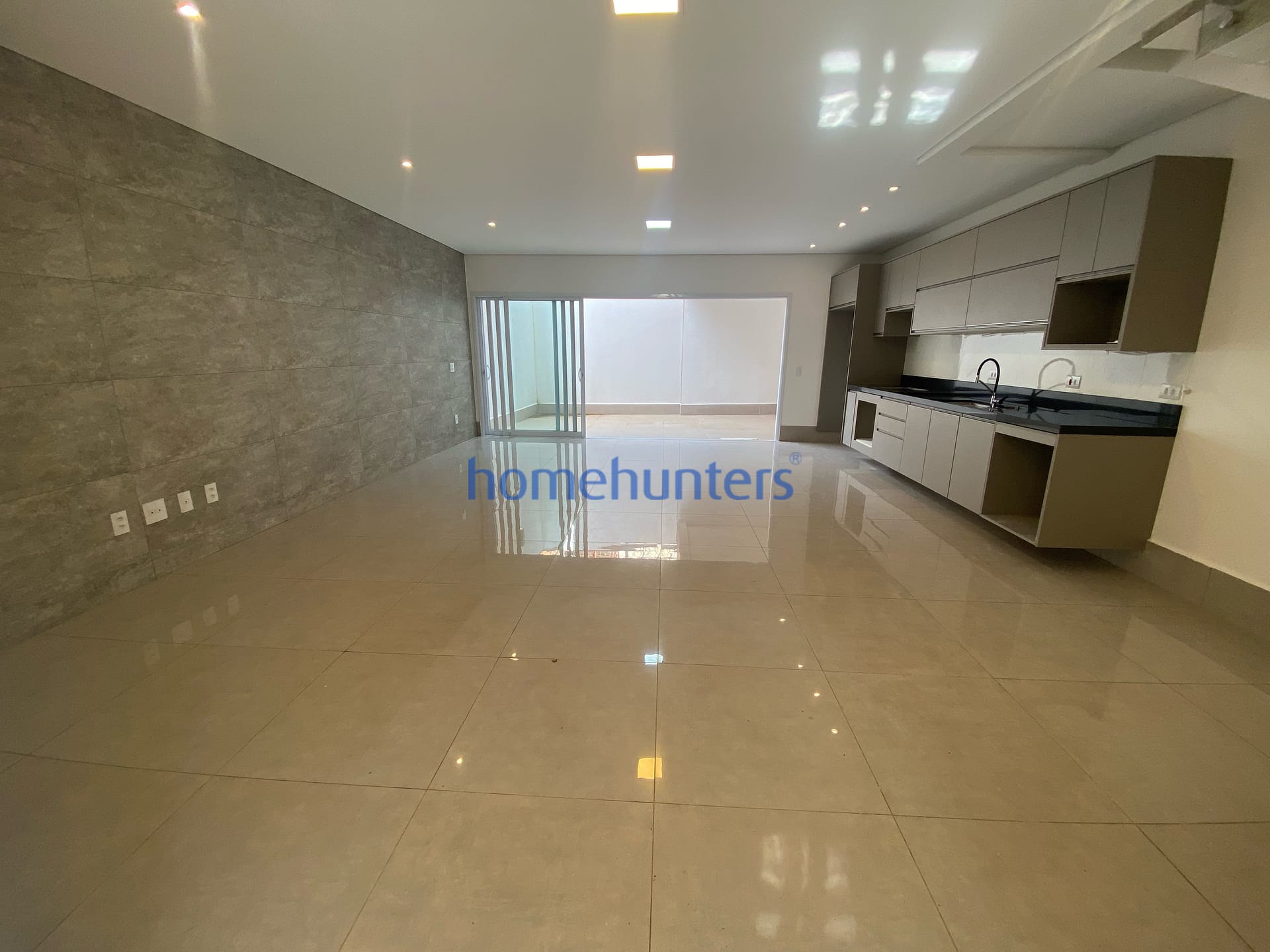 Casa, 3 quartos, 173 m² - Foto 1