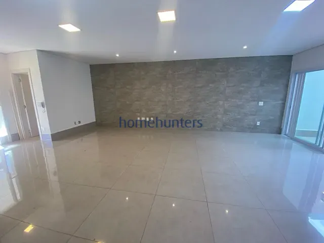 Casa com 245m² 3 quartos e 5 banheiros, à venda ou para alugar, no bairro Parque Taquaral em Campinas