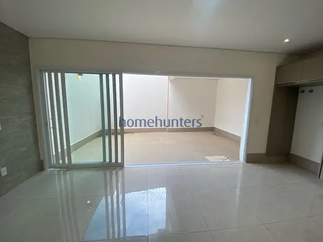 Casa com 245m² 3 quartos e 5 banheiros, à venda ou para alugar, no bairro Parque Taquaral em Campinas