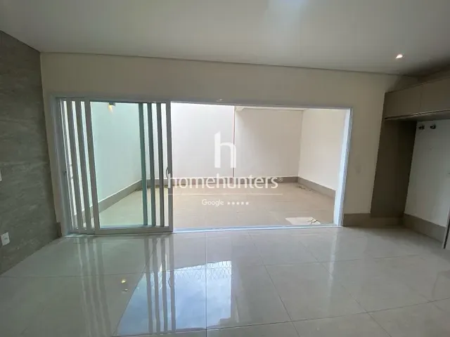 Casa com 245m² 3 quartos e 5 banheiros, à venda ou para alugar, no bairro Parque Taquaral em Campinas