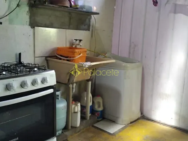 Casa com 282m² 2 quartos e 1 banheiro, à venda, no bairro Chácara do Visconde em Taubaté