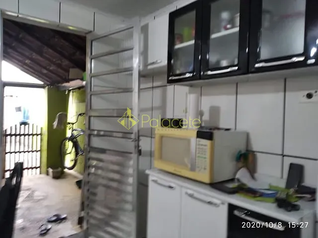 Casa com 282m² 2 quartos e 1 banheiro, à venda, no bairro Chácara do Visconde em Taubaté