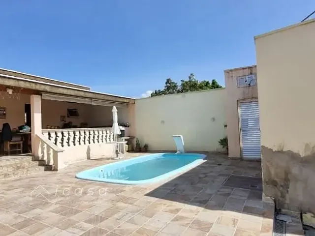 Casa com 300m² 3 quartos e 1 banheiro, à venda, no bairro Vila Santa Izabel em Caçapava