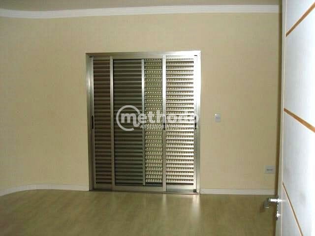 Casa, 3 quartos, 330 m² - Foto 17