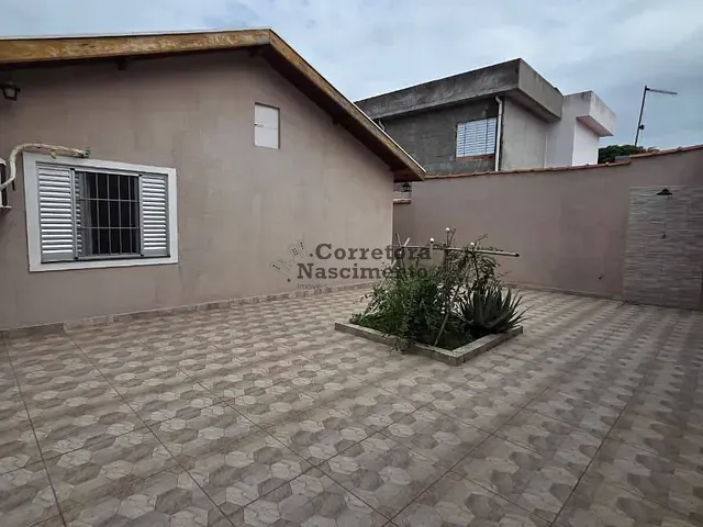 Casa com 150m² 2 quartos e 2 banheiros, à venda, no bairro Jardim Marcondes em Jacareí
