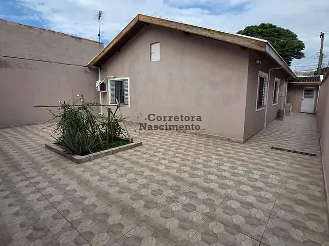 Casa com 150m² 2 quartos e 2 banheiros, à venda, no bairro Jardim Marcondes em Jacareí