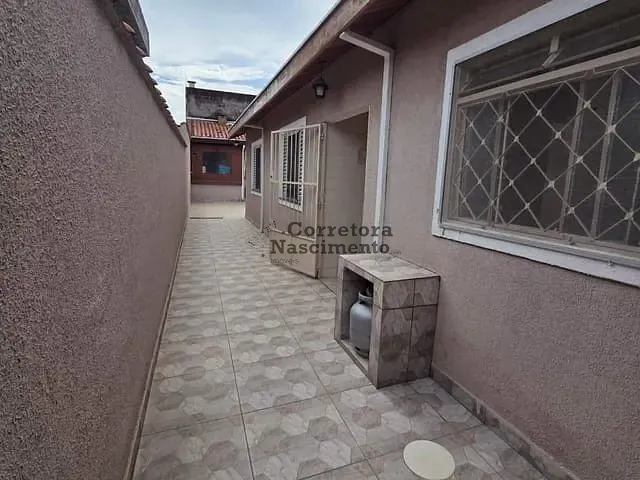 Casa com 150m² 2 quartos e 2 banheiros, à venda, no bairro Jardim Marcondes em Jacareí