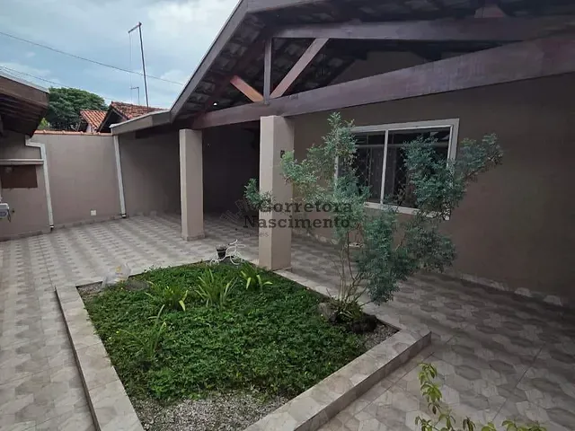 Casa com 150m² 2 quartos e 2 banheiros, à venda, no bairro Jardim Marcondes em Jacareí