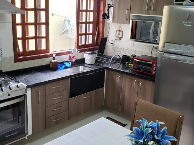Casa com 125m² 2 quartos e 2 banheiros, à venda, no bairro Jardim Garcez em Taubaté