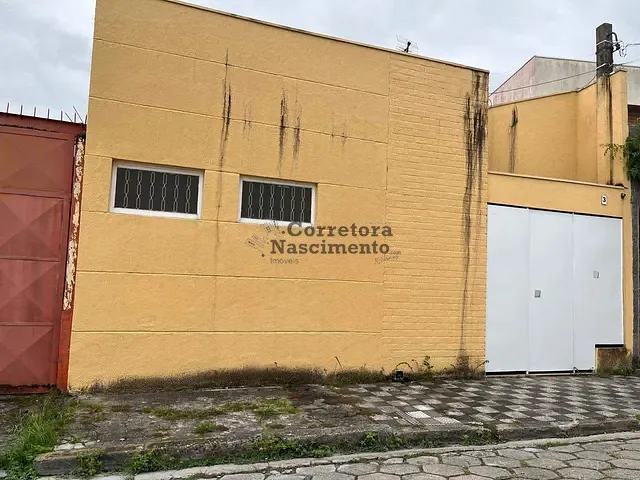 Casa com 200m² 2 quartos e 1 banheiro, à venda, no bairro Jardim Mesquita em Jacareí