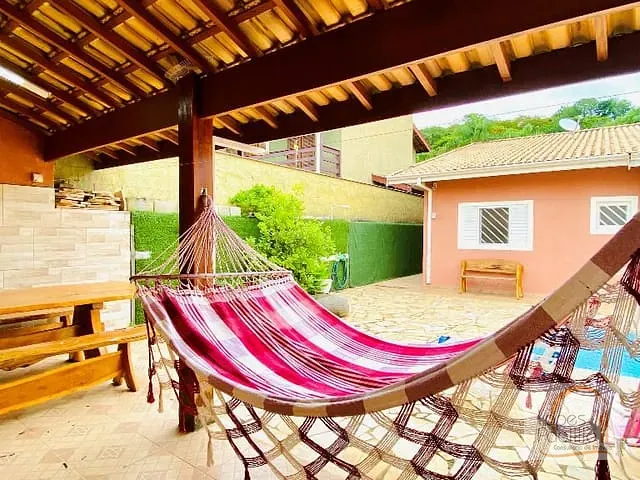 Casa com 394m² 3 quartos e 4 banheiros, à venda, no bairro Jardim Paulista em Atibaia