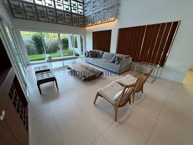 Casa com 531m² 4 quartos e 6 banheiros, para alugar, no bairro Swiss Park em Campinas