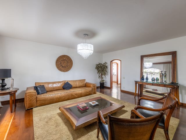 Casa com 497m² 4 quartos e 5 banheiros, à venda, no bairro Jardim Marajoara em São Paulo