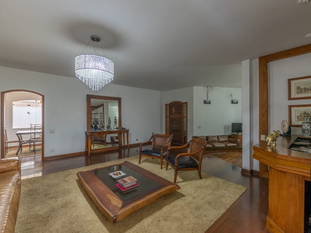 Casa com 497m² 4 quartos e 5 banheiros, à venda, no bairro Jardim Marajoara em São Paulo