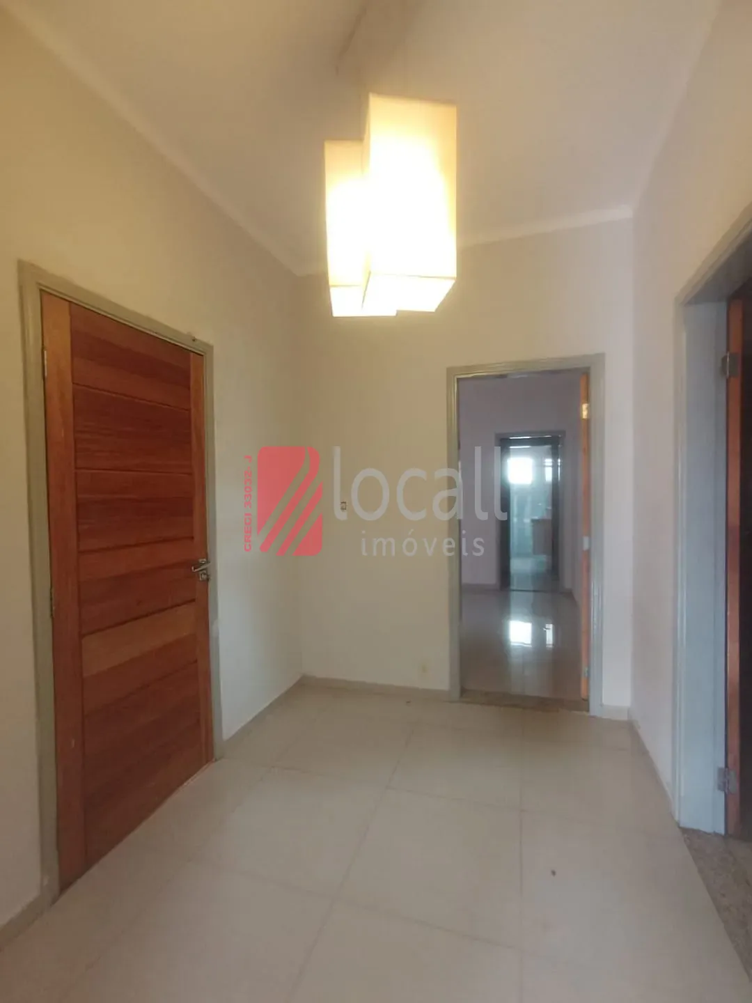 Casa com 3 quartos para aluguel, 200m² — foto 4 de 16