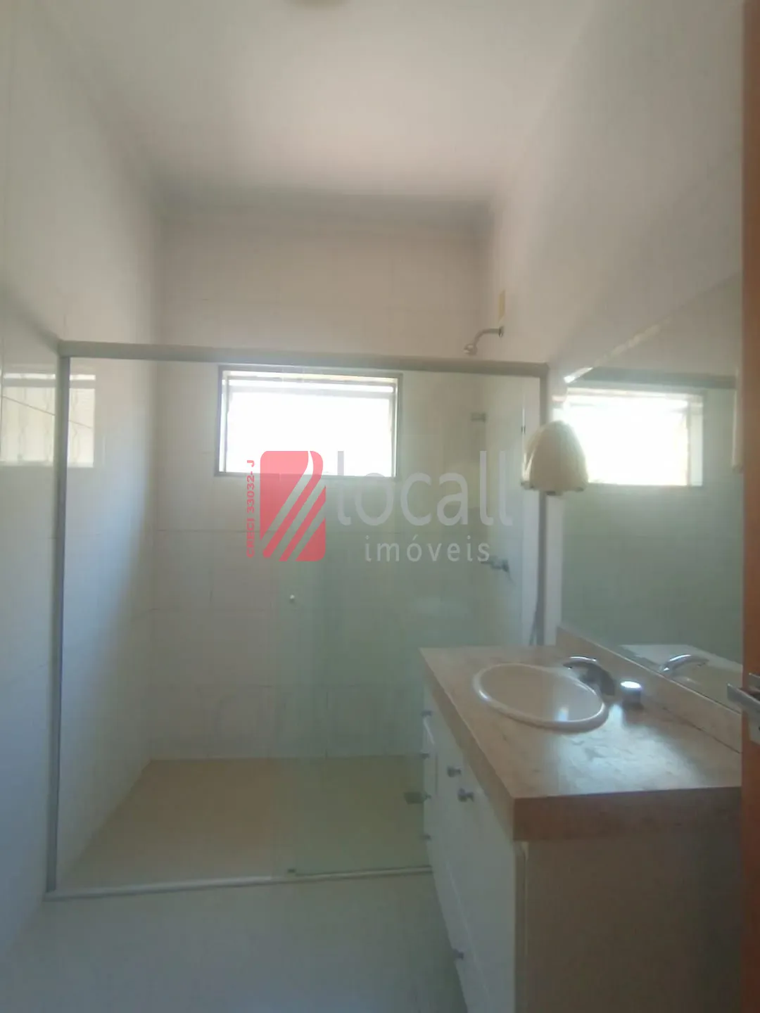 Casa com 3 quartos para aluguel, 200m² — foto 8 de 16