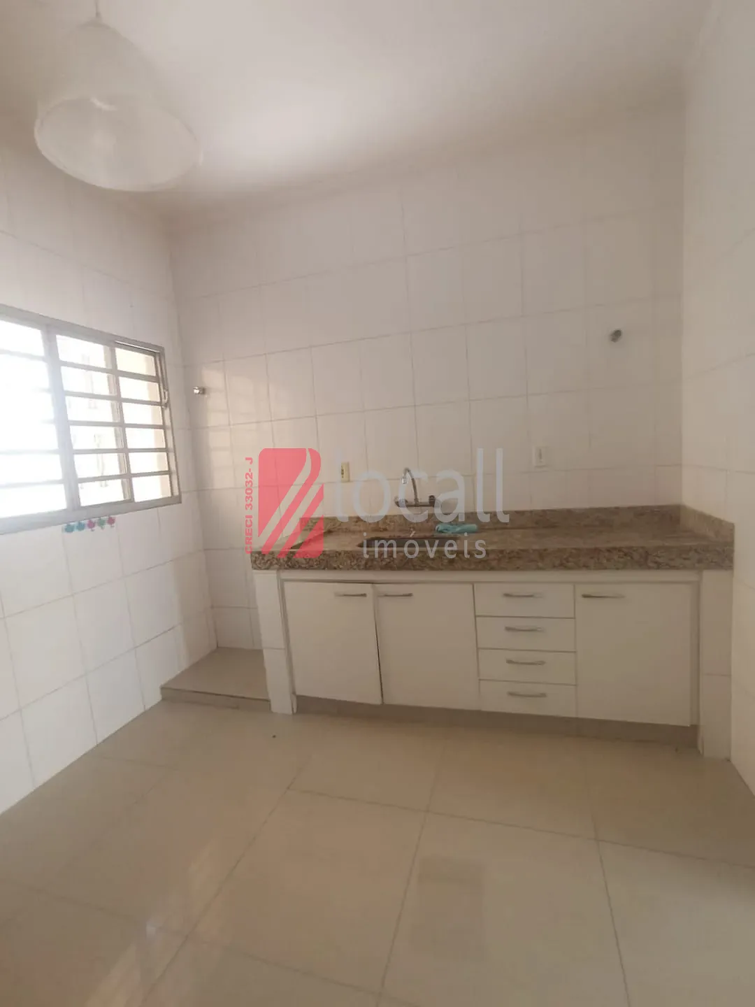 Casa com 3 quartos para aluguel, 200m² — foto 7 de 16