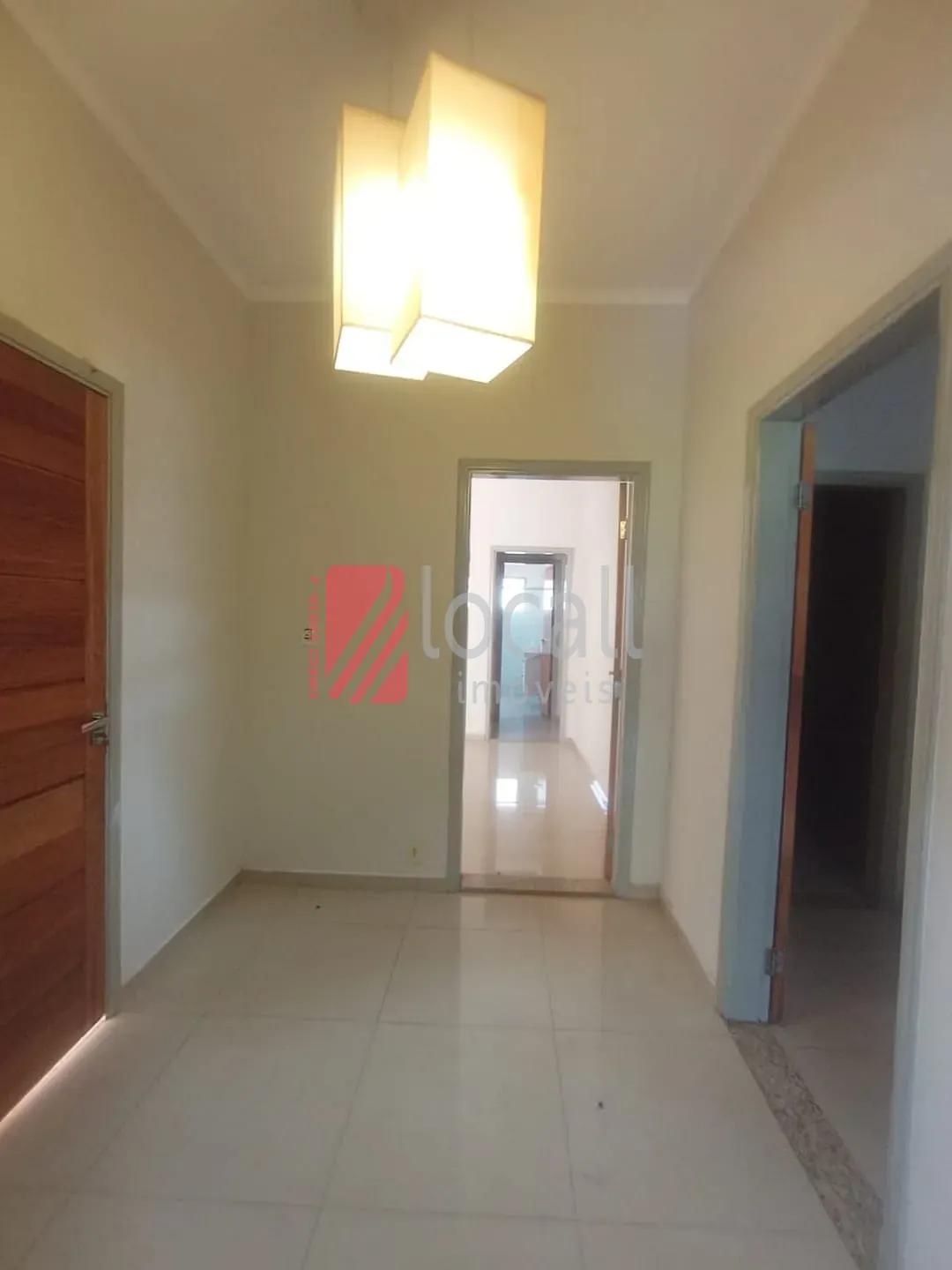 Casa com 3 quartos para aluguel, 200m² — foto 11 de 16
