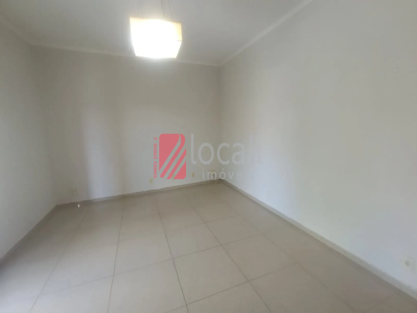 Casa com 3 quartos para aluguel, 200m² — foto 13 de 16