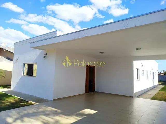 Casa com 860m² 4 quartos e 5 banheiros, à venda, no bairro Quiririm em Taubaté