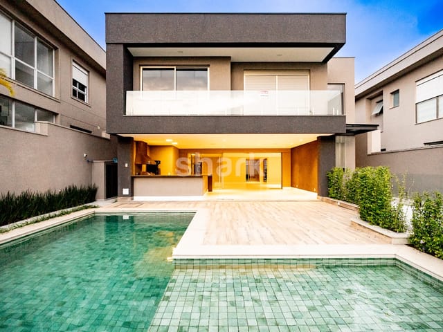 Casa com 585m² 5 quartos e 7 banheiros, à venda, no bairro Alphaville em Santana de Parnaíba