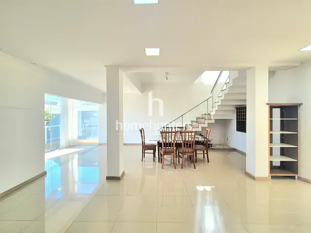 Casa com 510m² 4 quartos e 5 banheiros, à venda, no bairro Condominio Residencial Villa Ravenna em Itatiba