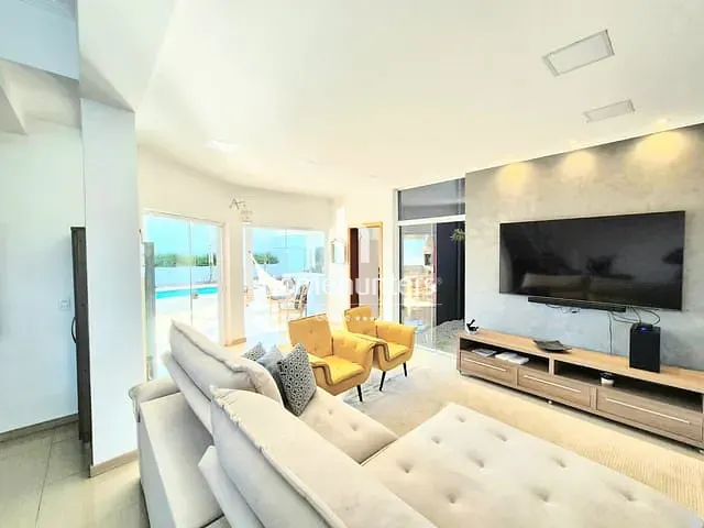 Casa com 510m² 4 quartos e 5 banheiros, à venda, no bairro Condominio Residencial Villa Ravenna em Itatiba