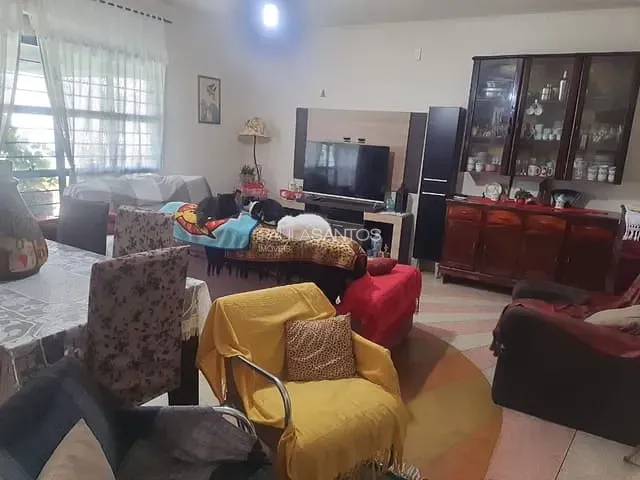 Casa com 928m² 4 quartos e 2 banheiros, à venda, no bairro Morros em Sorocaba