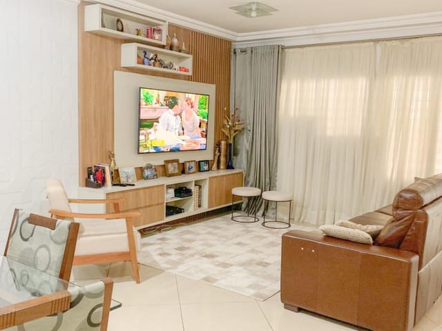 Foto do Casa - Casa tipo para venda em Santa Teresinha com 5 quartos, sendo 3 suítes, 313m² | Lares e Andares Imóveis