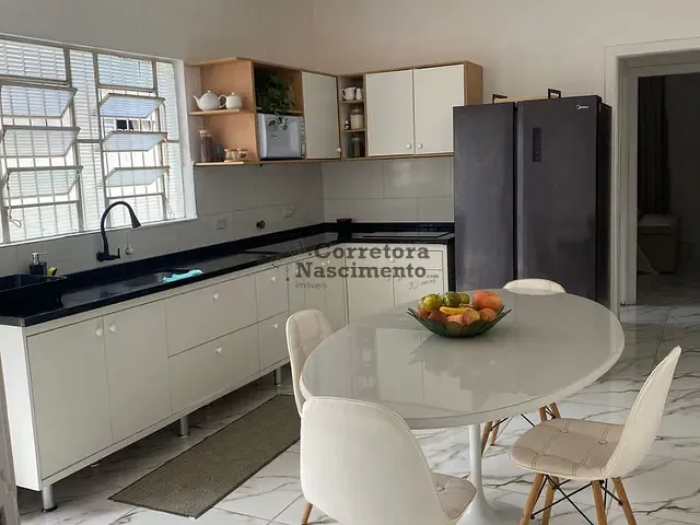 Casa 2 quartos e 2 banheiros, à venda, no bairro Jardim Califórnia em Jacareí