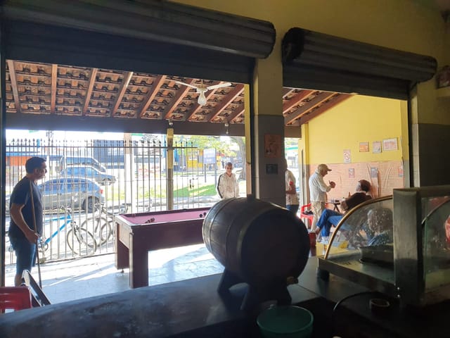 Casa com 300m², à venda, no bairro Alto do Cardoso em Pindamonhangaba