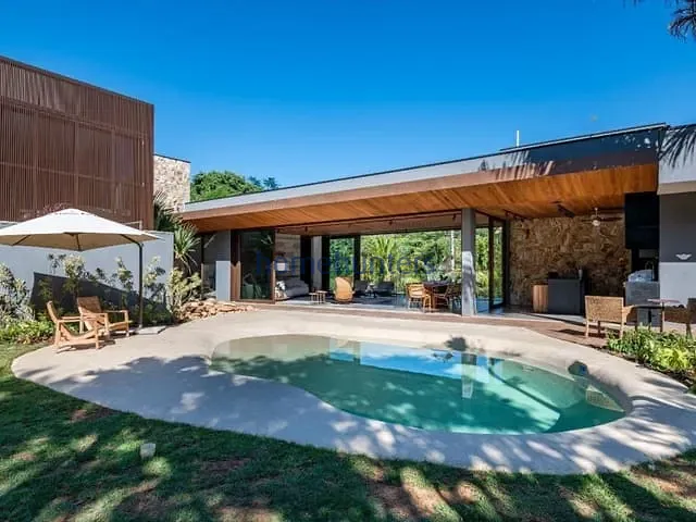 Casa com 1400m² 5 quartos e 7 banheiros, à venda ou para alugar, no bairro Chácara Bela Vista em Campinas