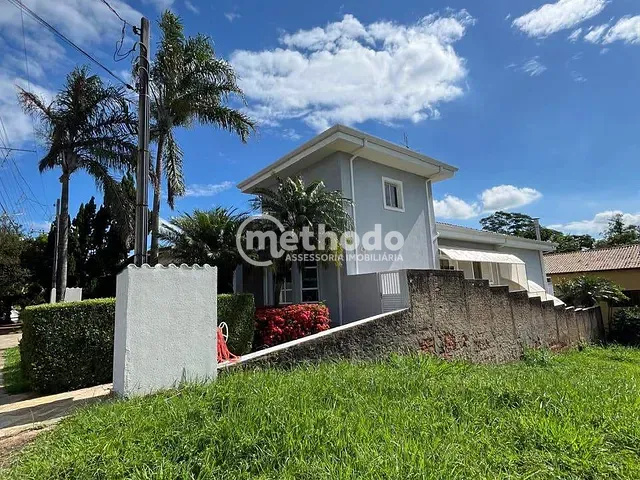Casa com 450m² 3 quartos e 4 banheiros, para alugar, no bairro Vila Marieta em Campinas