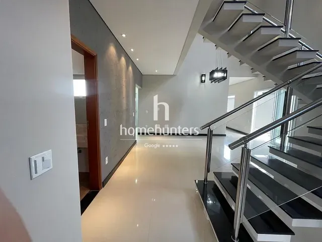 Casa com 390m² 5 quartos e 6 banheiros, à venda, no bairro Parque Brasil 500 em Paulínia