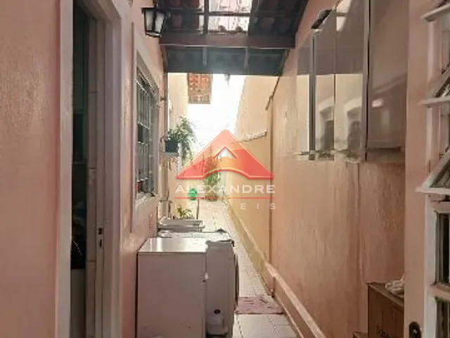 Casa com 125m² 2 quartos e 1 banheiro, à venda, no bairro Jardim Satélite em São José dos Campos