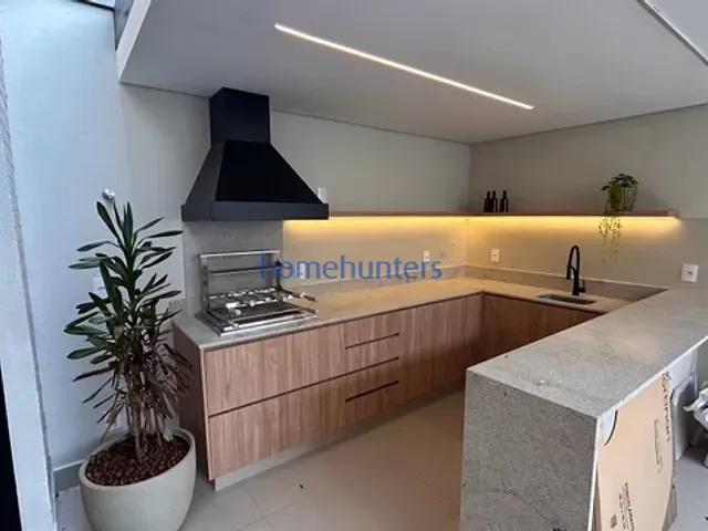 Casa com 121m² 2 quartos e 3 banheiros, à venda, no bairro Parque Nova Campinas em Campinas