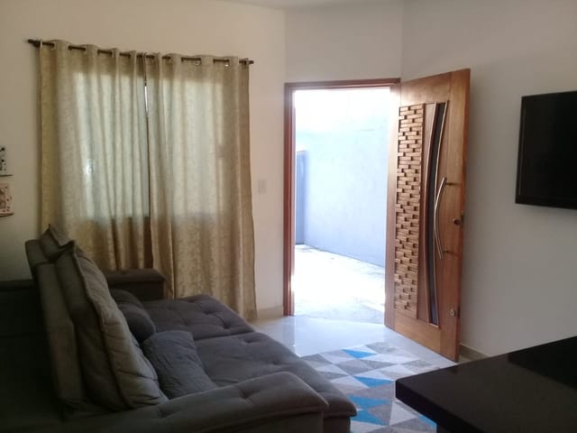 Casa com 125m² 3 quartos e 3 banheiros, à venda, no bairro Residencial Mombaça em Pindamonhangaba