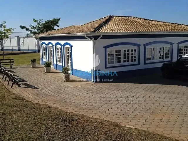 Casa com 1100m² 4 quartos e 5 banheiros, à venda, no bairro Condomínio Colinas do Parahyba em São José Dos Campos