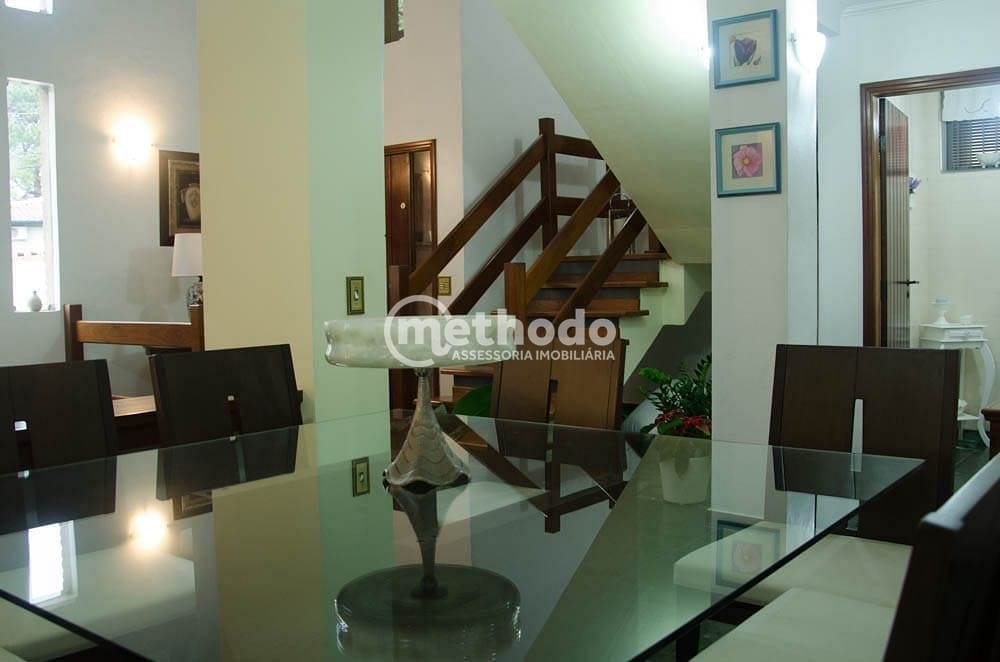 Casa, 3 quartos, 279 m² - Foto 8