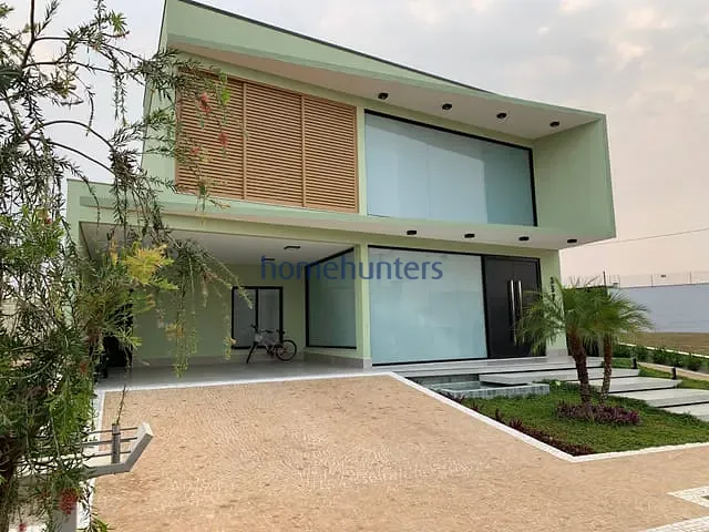 Casa 3 quartos e 5 banheiros, à venda, no bairro Parque Brasil 500 em Paulínia