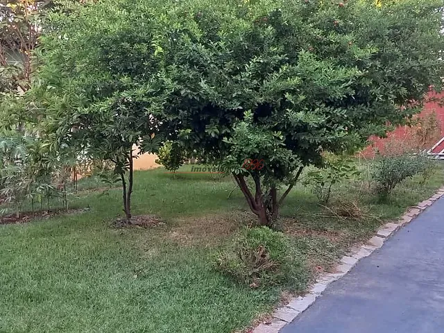 Casa com 400m² 2 quartos e 2 banheiros, à venda, no bairro Jardim California em Indaiatuba