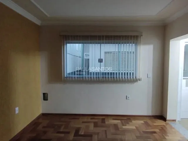 Casa com 250m² 3 quartos e 2 banheiros, à venda, no bairro Jardim São Marcos em Sorocaba