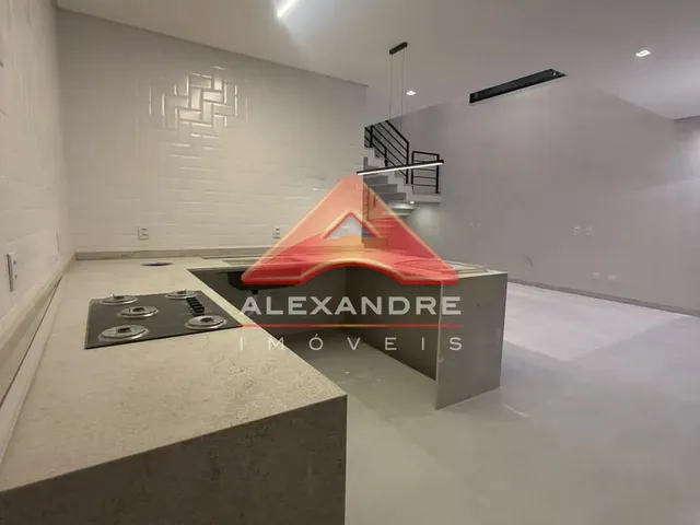 Casa com 10m² 4 quartos e 1 banheiro, à venda, no bairro Condominio Residencial Mantiqueira em São José Dos Campos