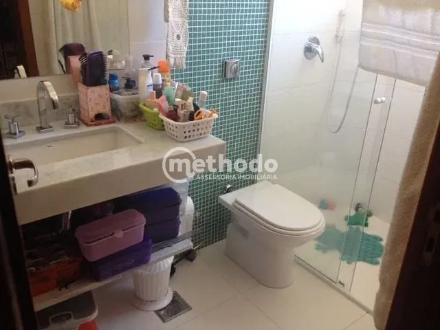 Casa com 684m² 4 quartos e 6 banheiros, à venda, no bairro Colinas dos Álamos em Valinhos