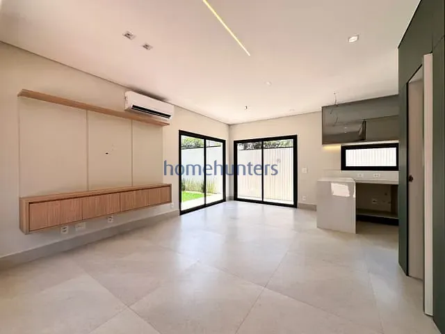 Casa 3 quartos e 5 banheiros, à venda, no bairro Parque Taquaral em Campinas