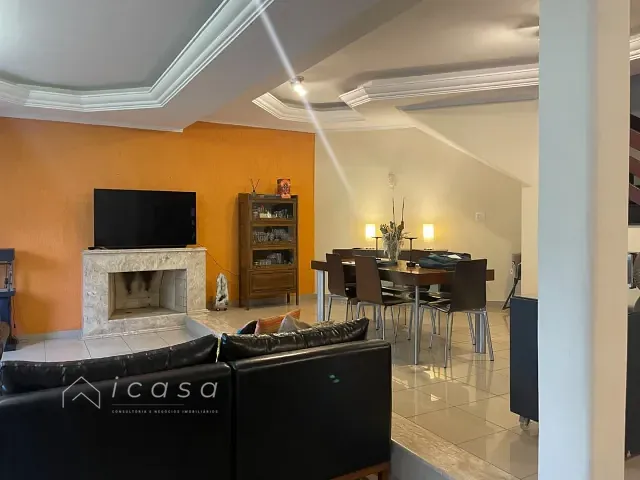 Casa com 499m² 3 quartos e 5 banheiros, à venda, no bairro Jardim Alvorada em São José dos Campos