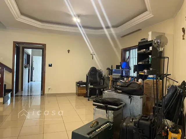 Casa com 499m² 3 quartos e 5 banheiros, à venda, no bairro Jardim Alvorada em São José dos Campos