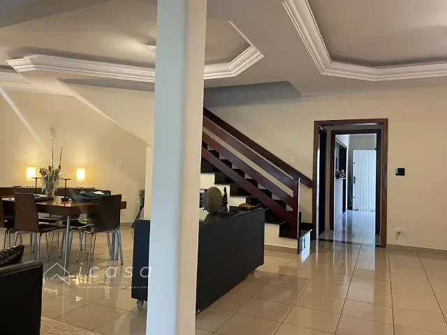 Casa com 499m² 3 quartos e 5 banheiros, à venda, no bairro Jardim Alvorada em São José dos Campos