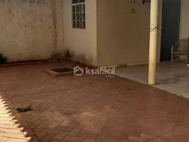 Casa com 200m² 2 quartos e 1 banheiro, à venda, no bairro Jardim Vida Nova em Campo Grande