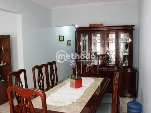 Casa com 309m² 3 quartos e 2 banheiros, à venda, no bairro Parque Taquaral em Campinas
